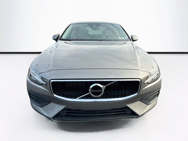 2020 Volvo S60 Momentum