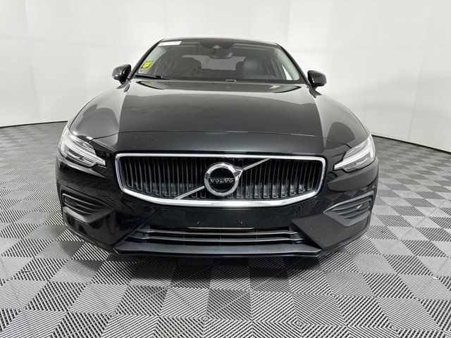 2020 Volvo S60 Momentum