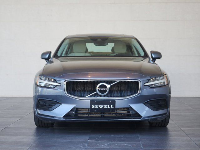 2020 Volvo S60 Momentum