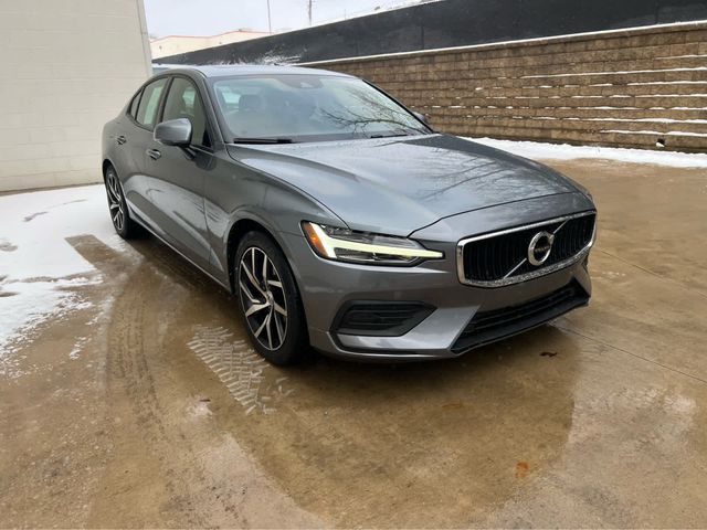 2020 Volvo S60 Momentum