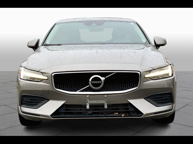 2020 Volvo S60 Momentum