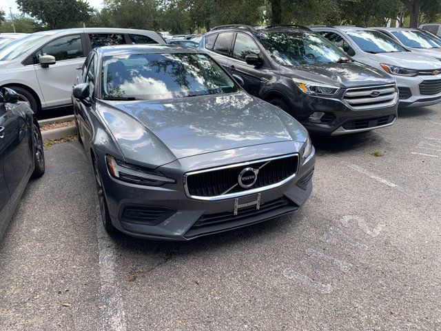 2020 Volvo S60 Momentum