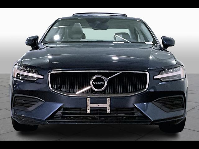 2020 Volvo S60 Momentum