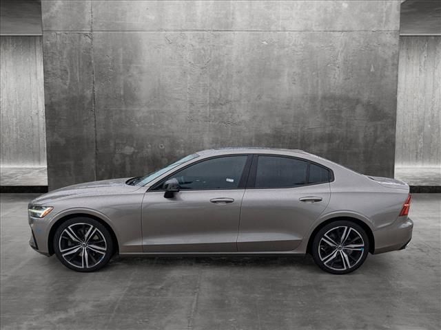 2020 Volvo S60 R-Design