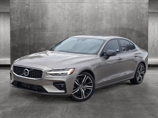 2020 Volvo S60 R-Design