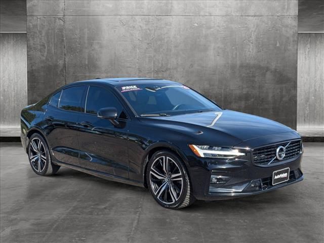 2020 Volvo S60 R-Design