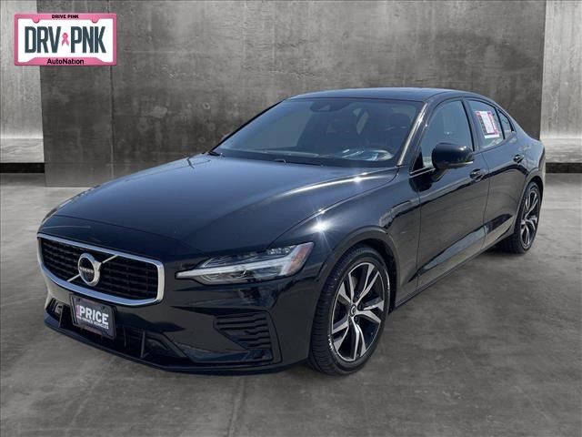 2020 Volvo S60 R-Design