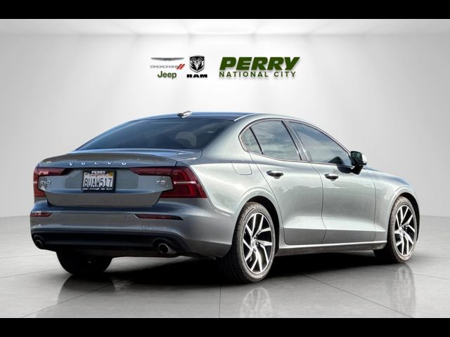 2020 Volvo S60 Momentum
