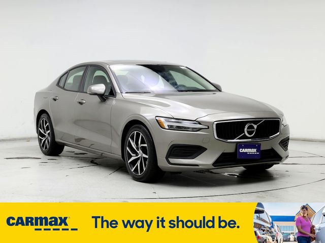 2020 Volvo S60 Momentum