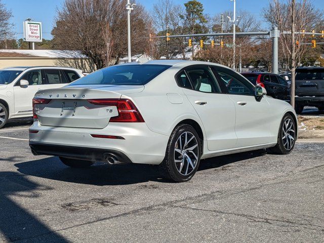 2020 Volvo S60 Momentum