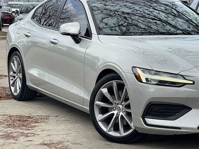 2020 Volvo S60 Momentum