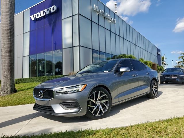 2020 Volvo S60 Momentum