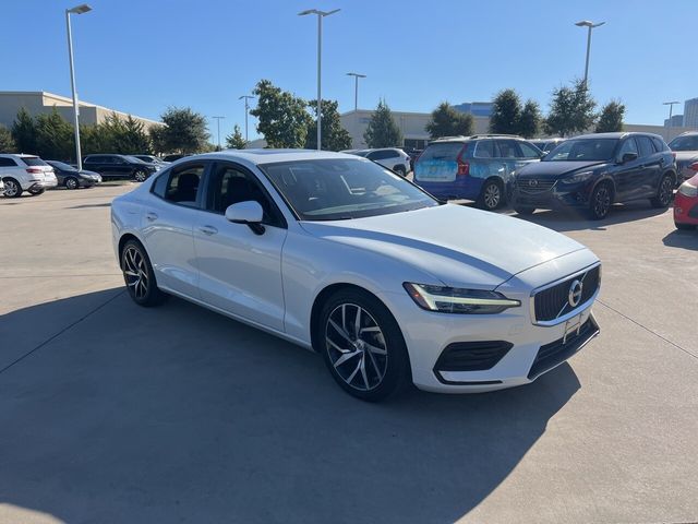 2020 Volvo S60 Momentum