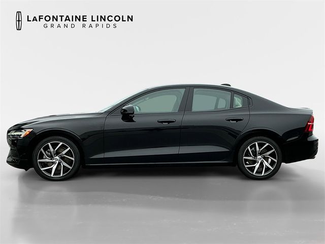 2020 Volvo S60 Momentum