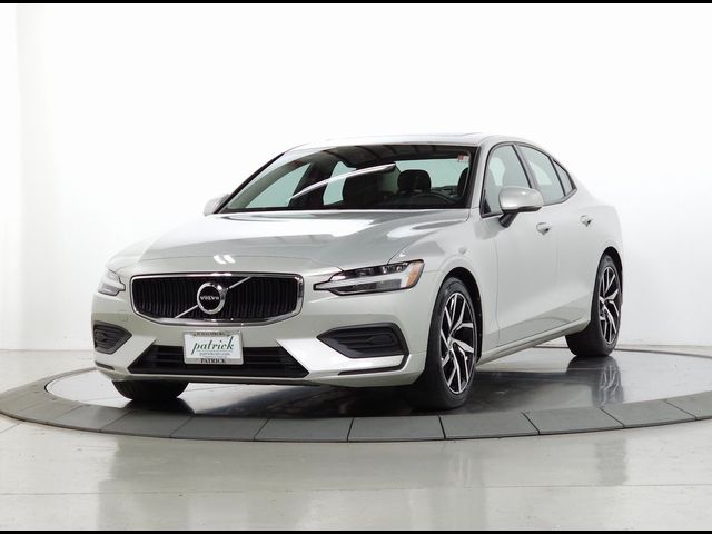 2020 Volvo S60 Momentum