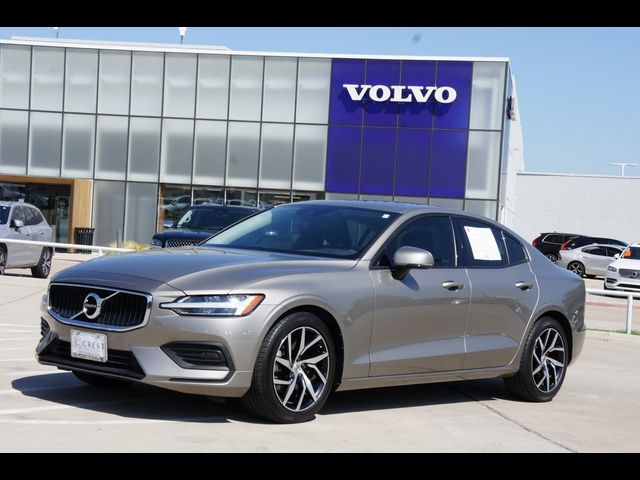 2020 Volvo S60 Momentum