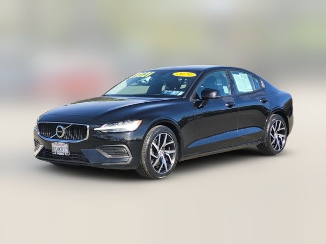 2020 Volvo S60 Momentum