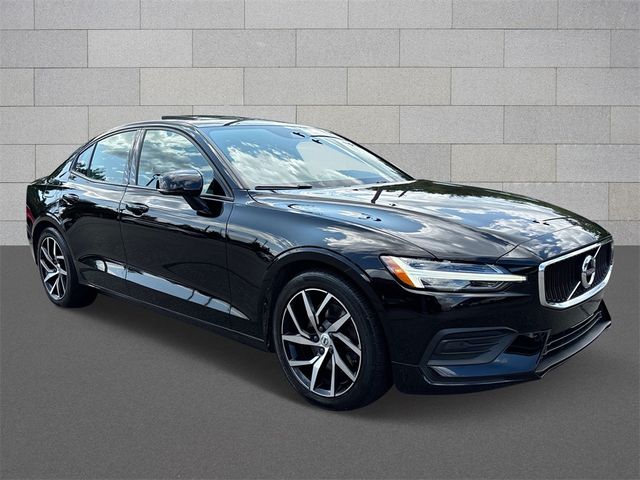 2020 Volvo S60 Momentum