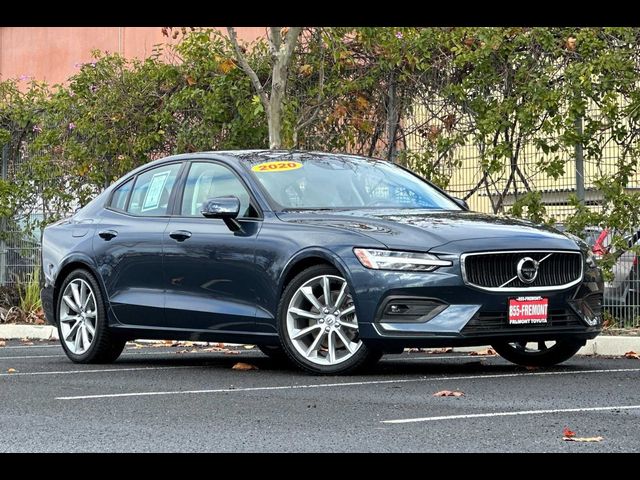 2020 Volvo S60 Momentum