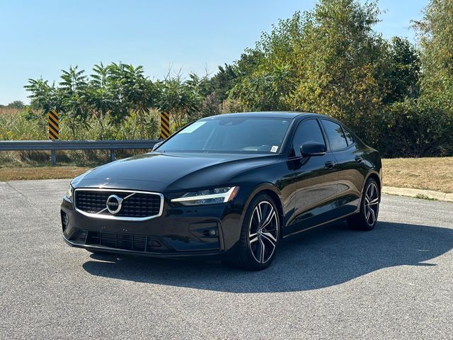 2020 Volvo S60 R-Design