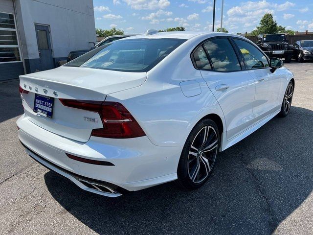 2020 Volvo S60 R-Design