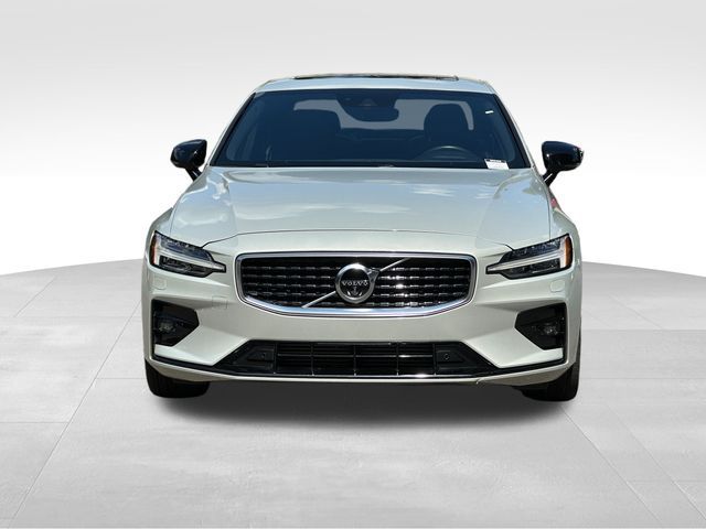 2020 Volvo S60 R-Design