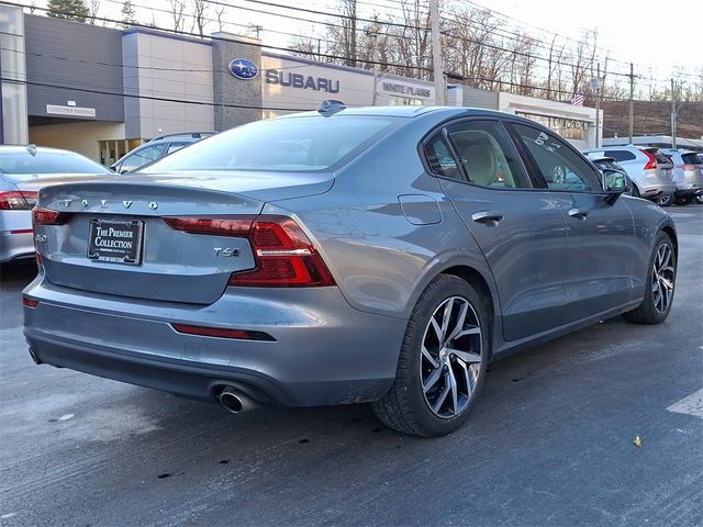 2020 Volvo S60 Momentum