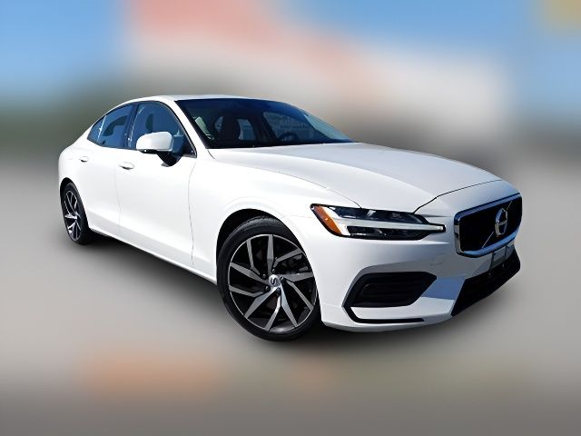 2020 Volvo S60 Momentum