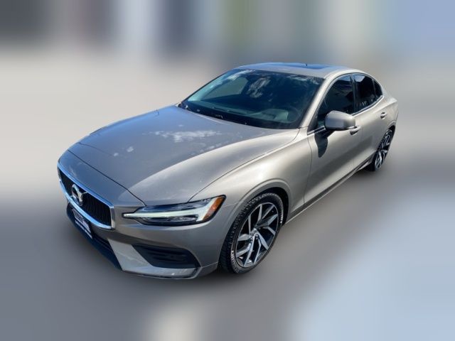 2020 Volvo S60 Momentum