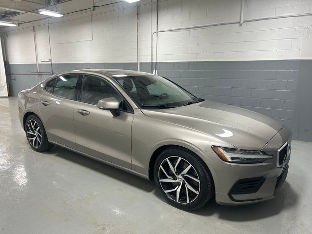 2020 Volvo S60 Momentum