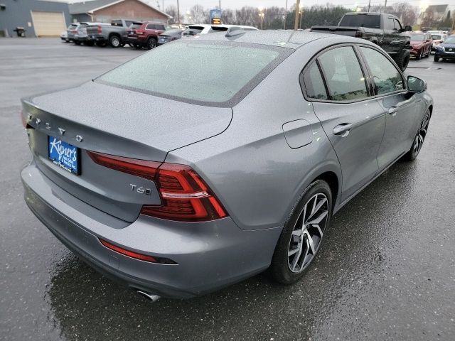 2020 Volvo S60 Momentum