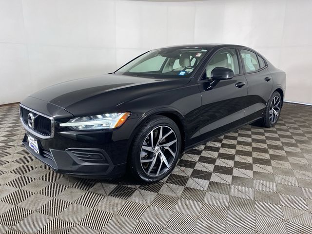 2020 Volvo S60 Momentum