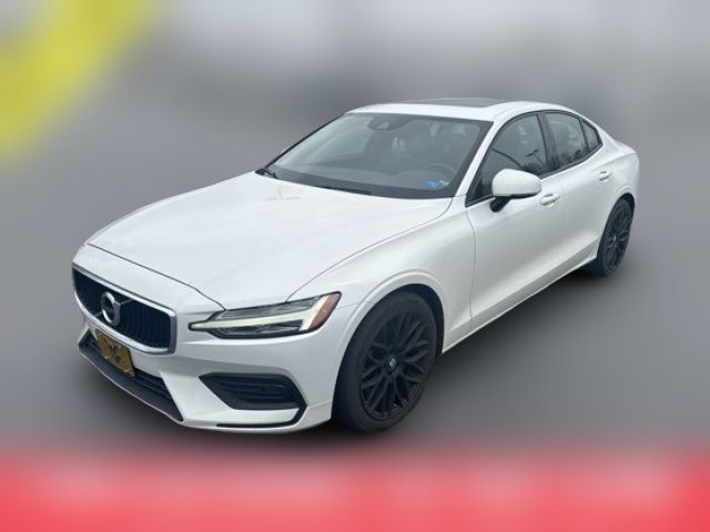 2020 Volvo S60 Momentum