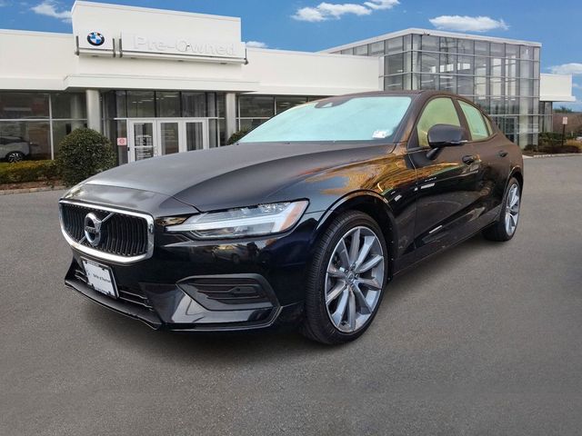 2020 Volvo S60 Momentum