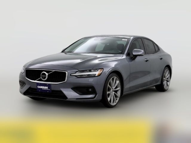 2020 Volvo S60 Momentum