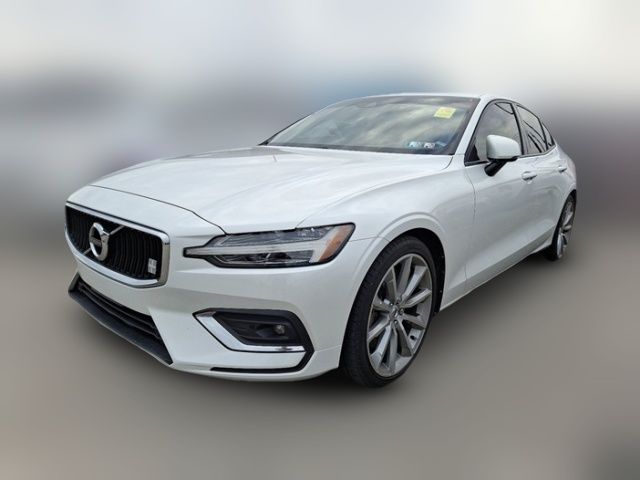 2020 Volvo S60 Momentum