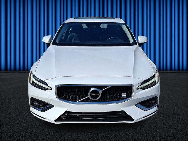 2020 Volvo S60 Momentum