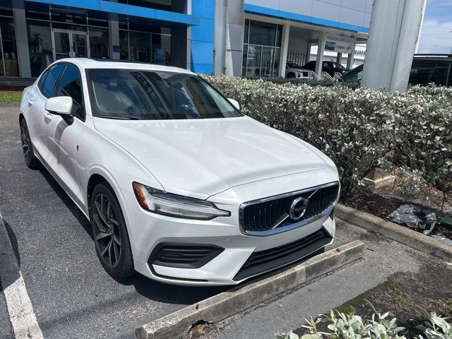 2020 Volvo S60 Momentum