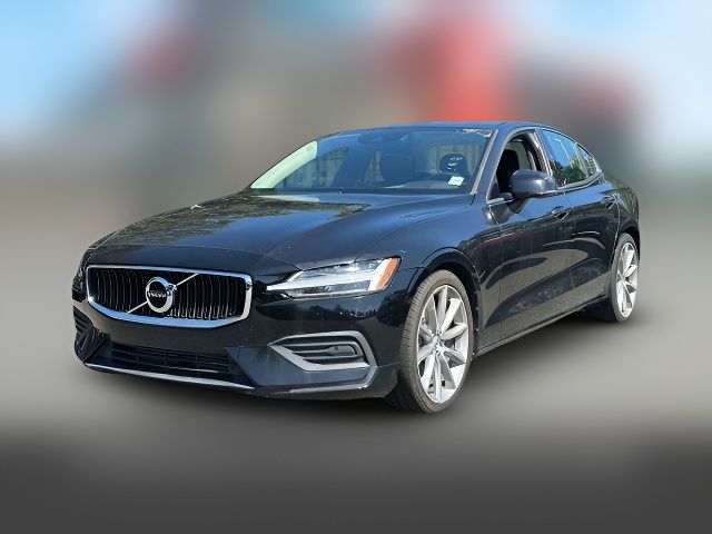 2020 Volvo S60 Momentum