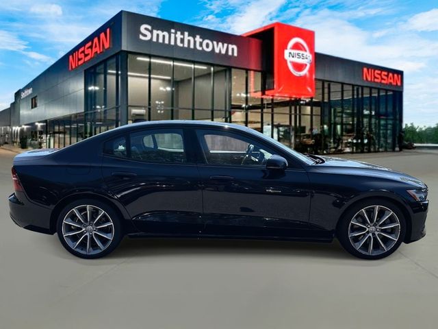 2020 Volvo S60 Momentum