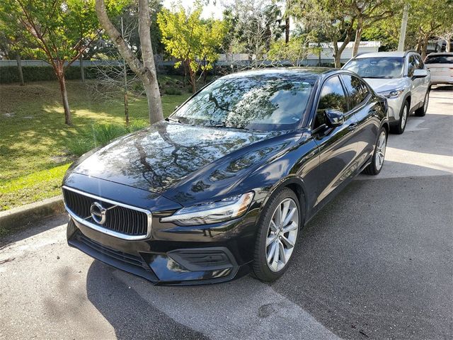 2020 Volvo S60 Momentum