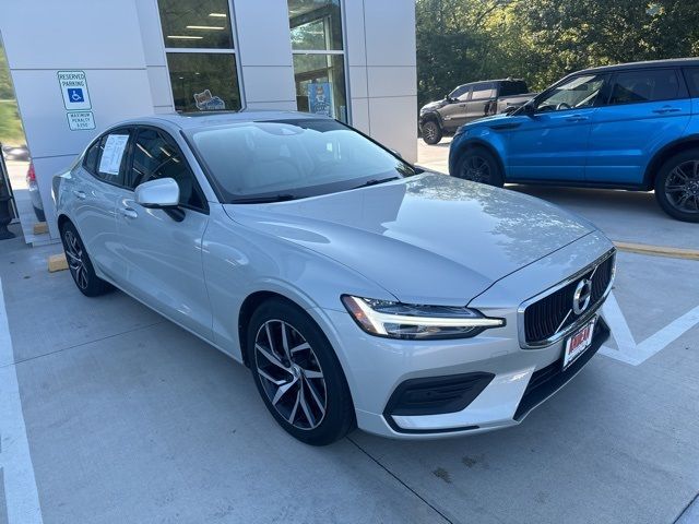 2020 Volvo S60 Momentum