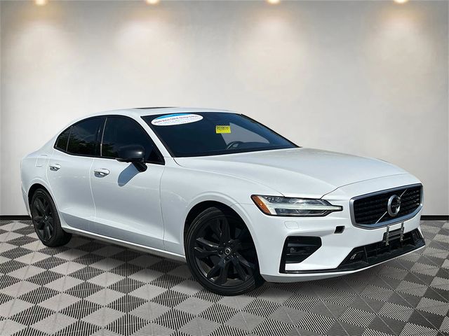 2020 Volvo S60 R-Design