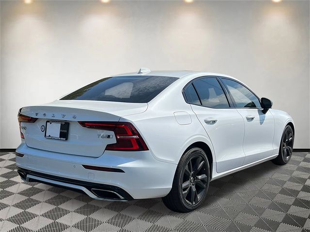 2020 Volvo S60 R-Design