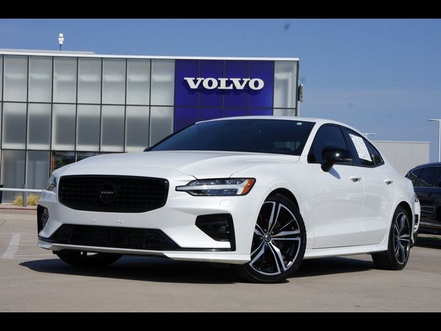 2020 Volvo S60 R-Design