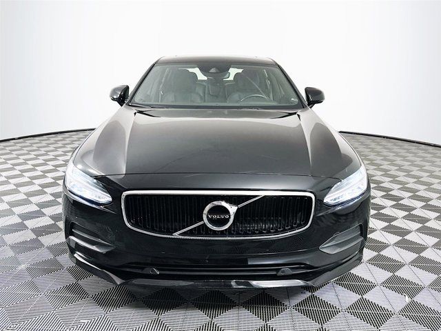 2020 Volvo S90 Momentum