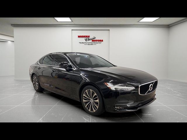 2020 Volvo S90 Momentum