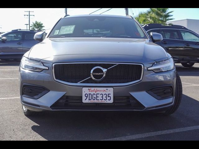 2020 Volvo V60 Momentum