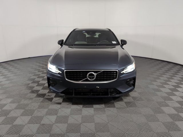 2020 Volvo V60 R-Design