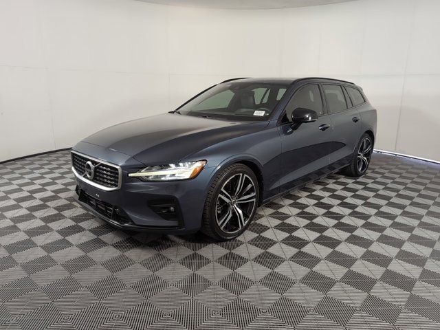 2020 Volvo V60 R-Design